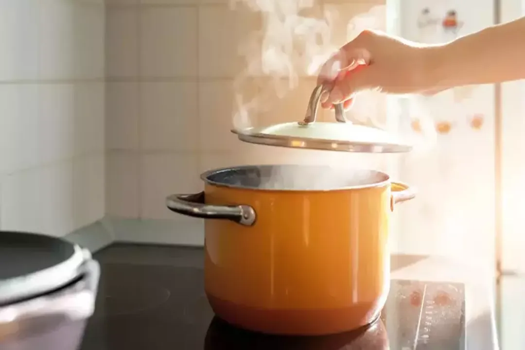 Rüyada beraber yemek yapmak, Ortak Çaba