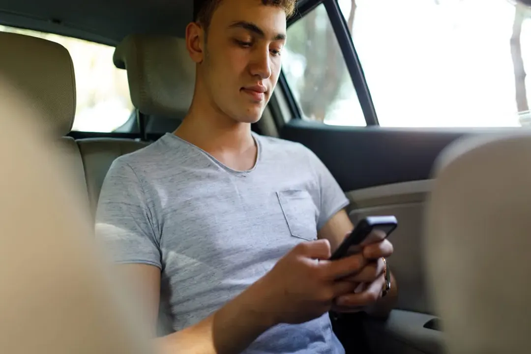 Rüyada bir erkek adam görmek, Adamın Durumu