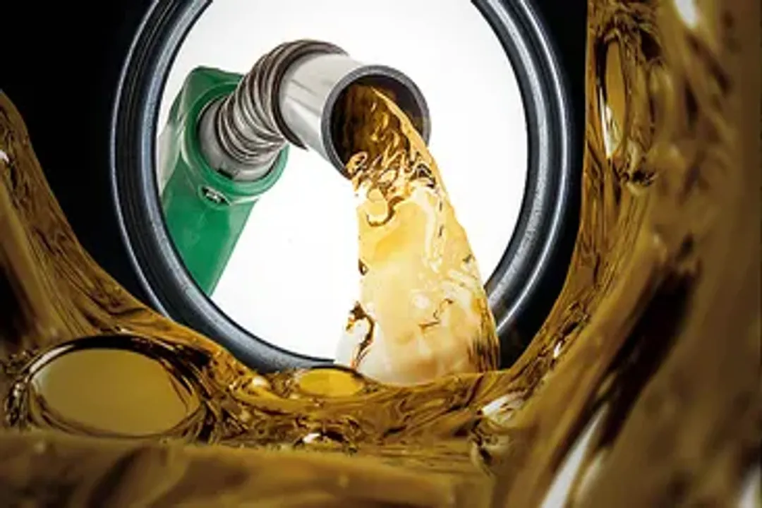 Rüyada Petrol Görmek, İki Yüzlü Anlam