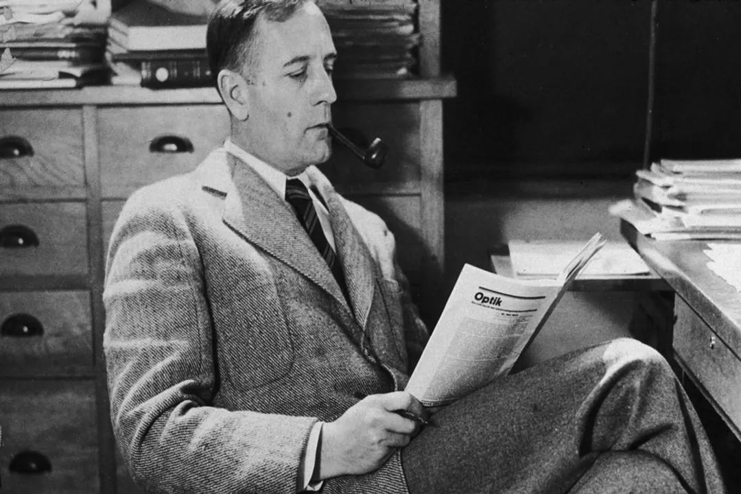 Are all galaxies moving apart?, Cosmic Expansion