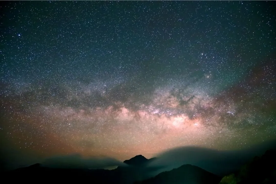 Are red stars dead?, Immense Longevity