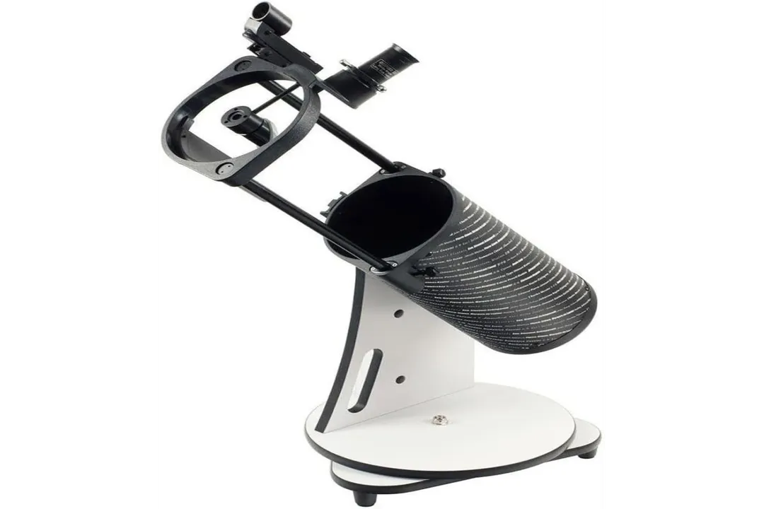 How to tell if a star is close?, Brightness Clues