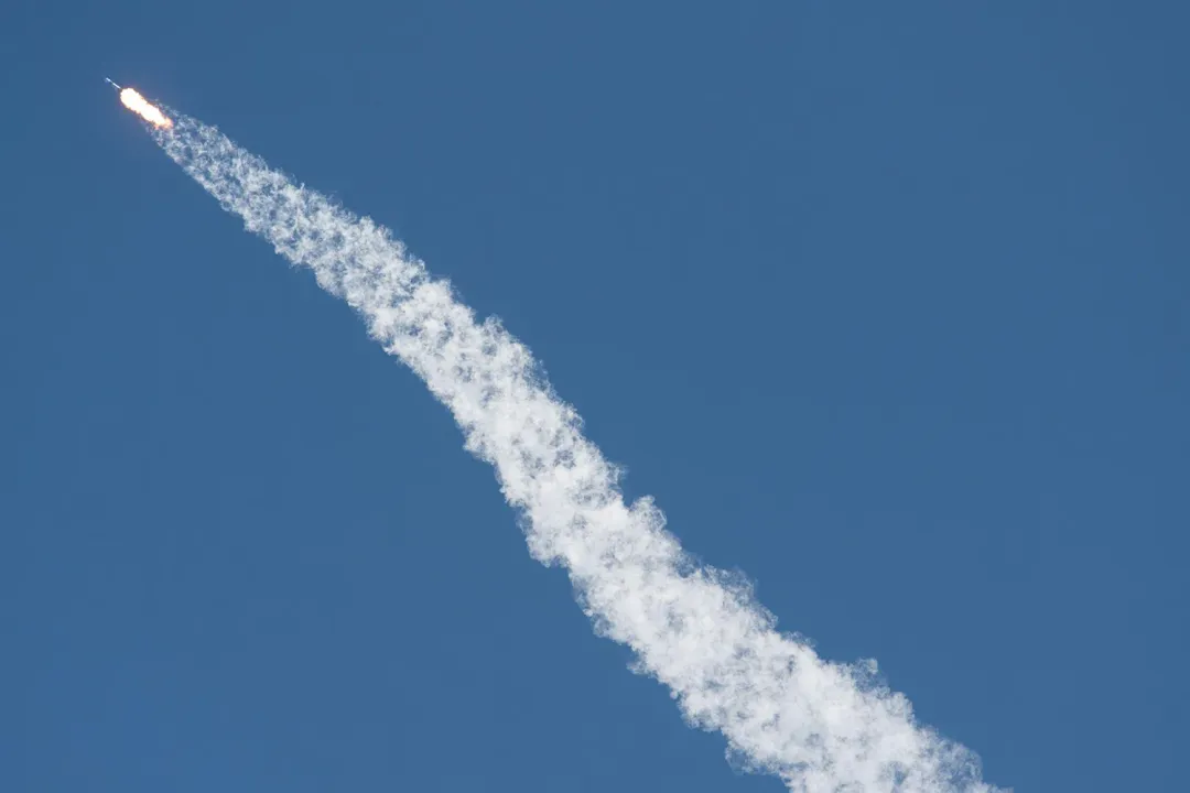 Is rocket fuel good for the environment?, Stratospheric Fallout