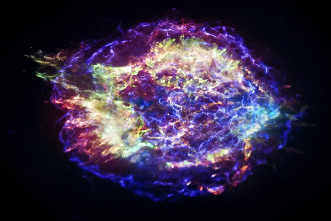What happens to a star when it stops fusing iron?