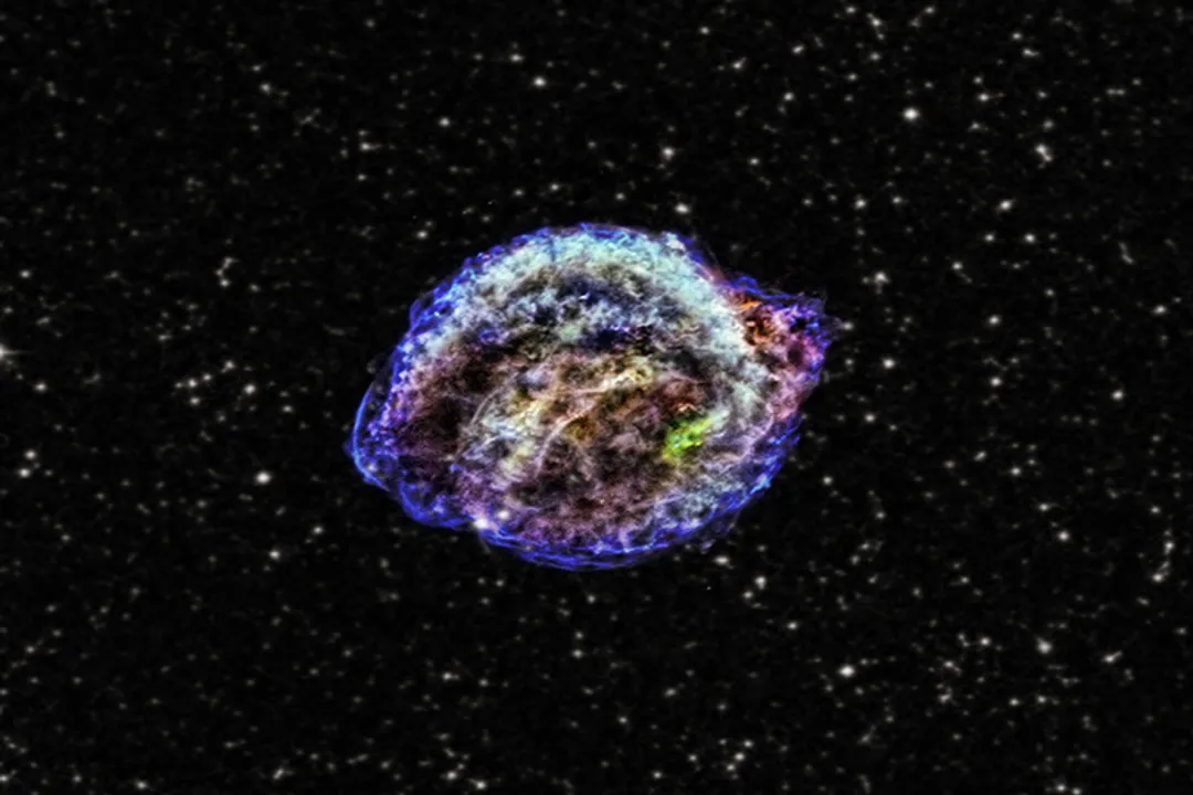 What happens to a star when it stops fusing iron?, Fusion's End