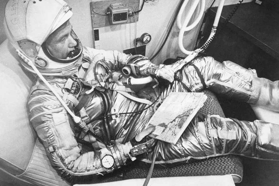 What watch do NASA astronauts wear today?, EVA Certification