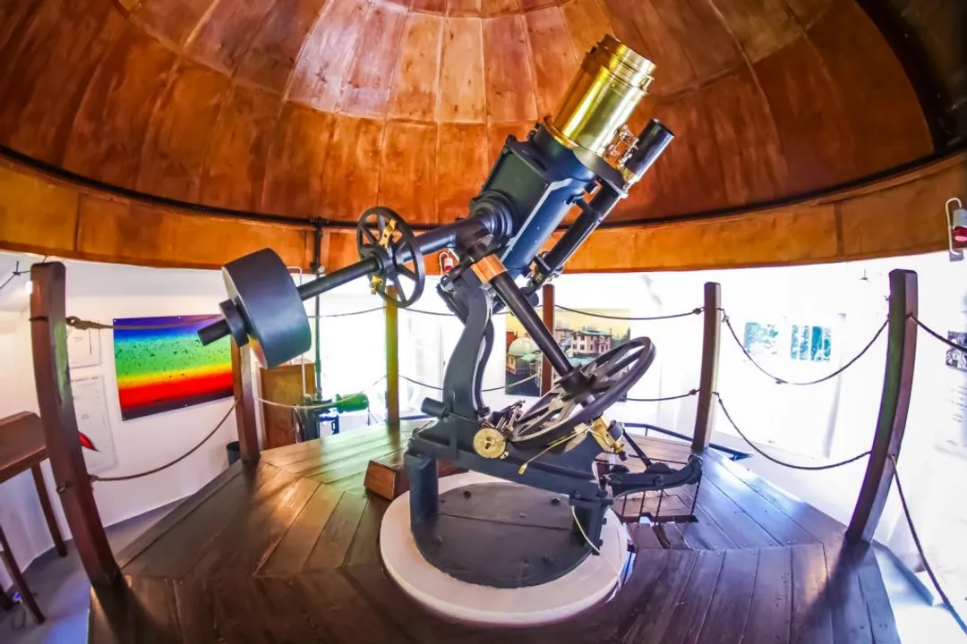 Where is hot Jupiter located?, Defining Heat