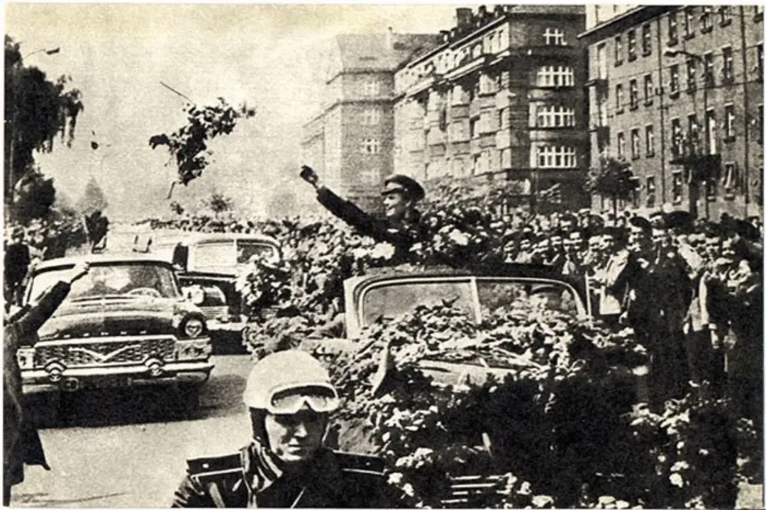 Who was the first space traveler?, The Flight Profile