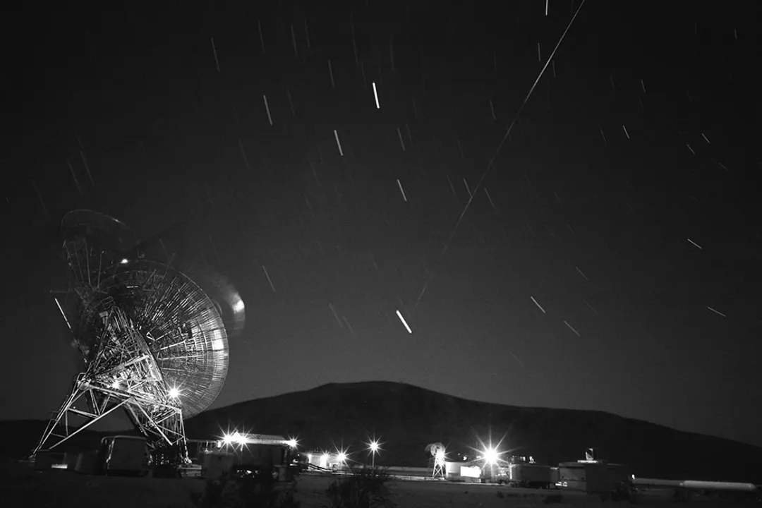 Does a rover have communication?, Signal Path