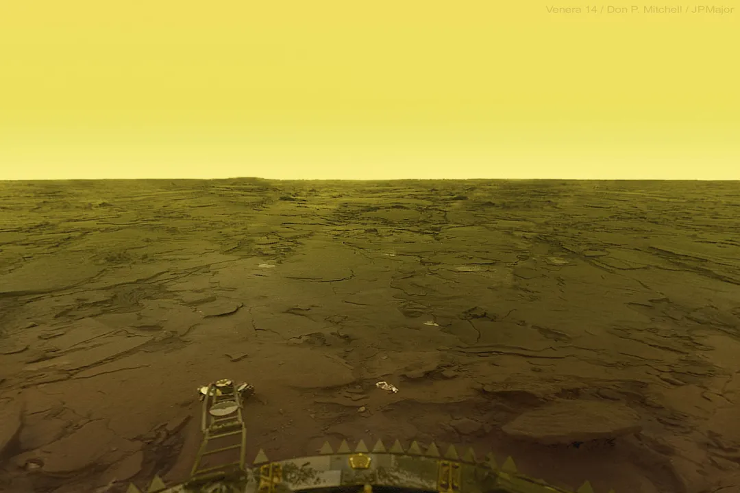 How many images of Venus' surface are there?, Color and Contrast