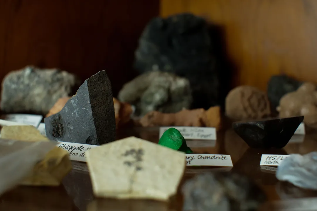 Is there dust floating in space?, Stellar Origins