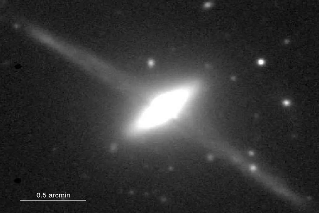 What are the classification of galaxies and their properties?, Tuning Fork