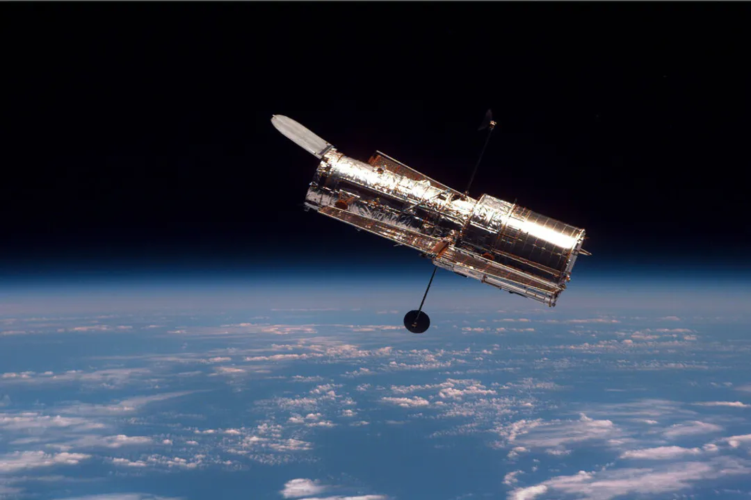 What do Hubble's cameras observe in the universe?, Galactic Archaeology