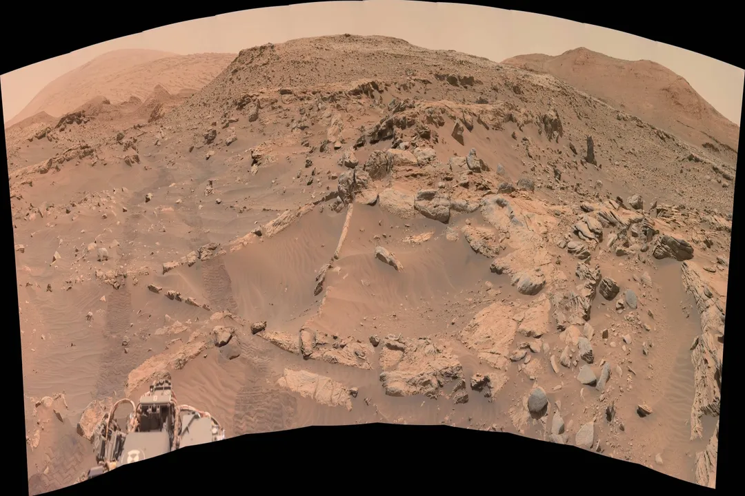 What is the evidence of past water on Mars?, Ancient Surface Signs