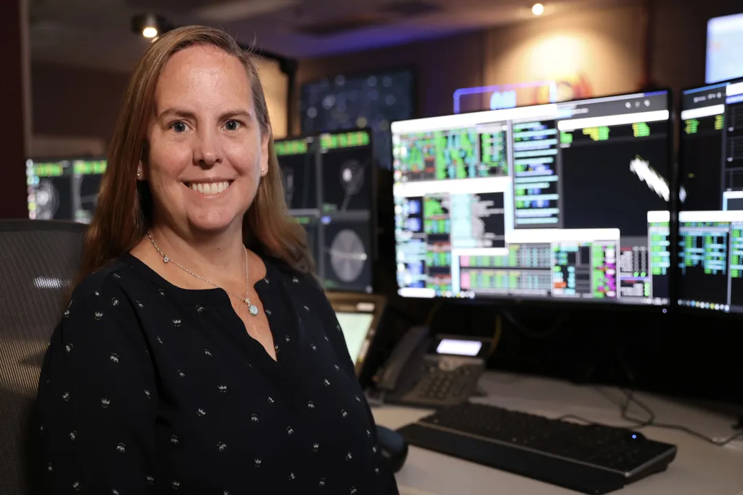 Who is the project manager of the Hubble telescope?, Key Leadership Figures