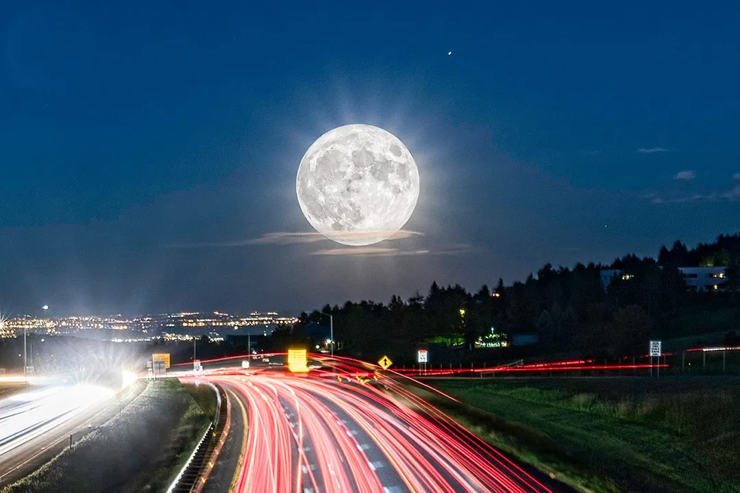 How does supermoon affect us?