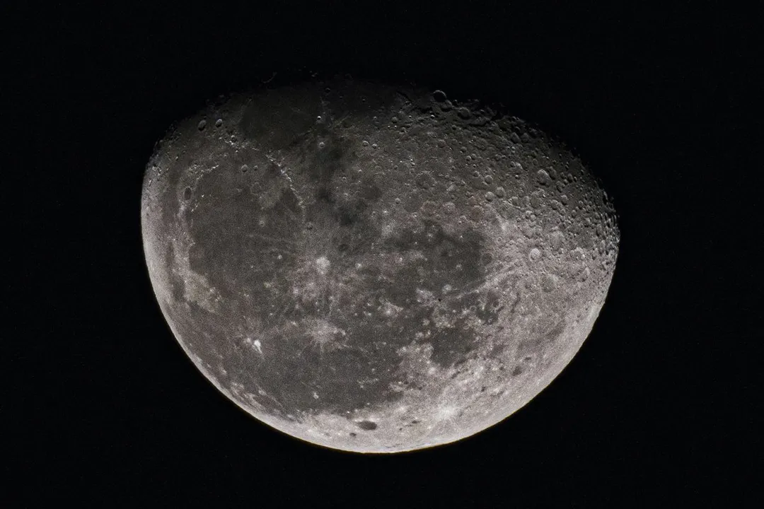 Is the Moon more radioactive than Chernobyl?, Shielding Absence