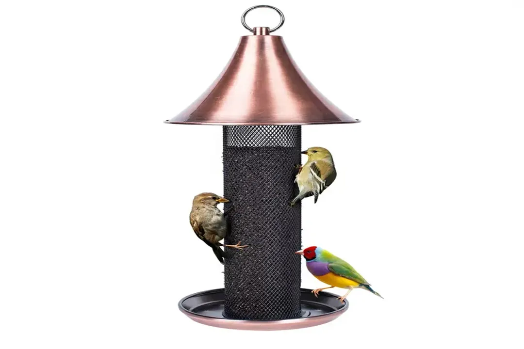 What are the best feeders for goldfinches?, Sock Feeders