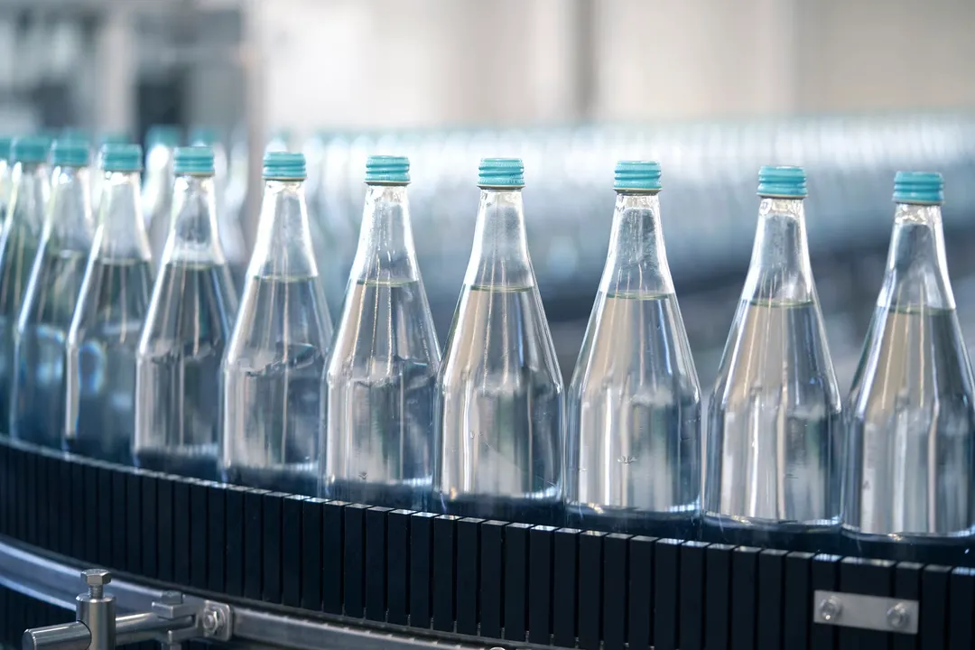 What are the uses of carbonic acid in everyday life?