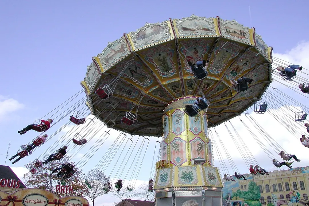 What causes centrifugal effects?, Causality In Detail