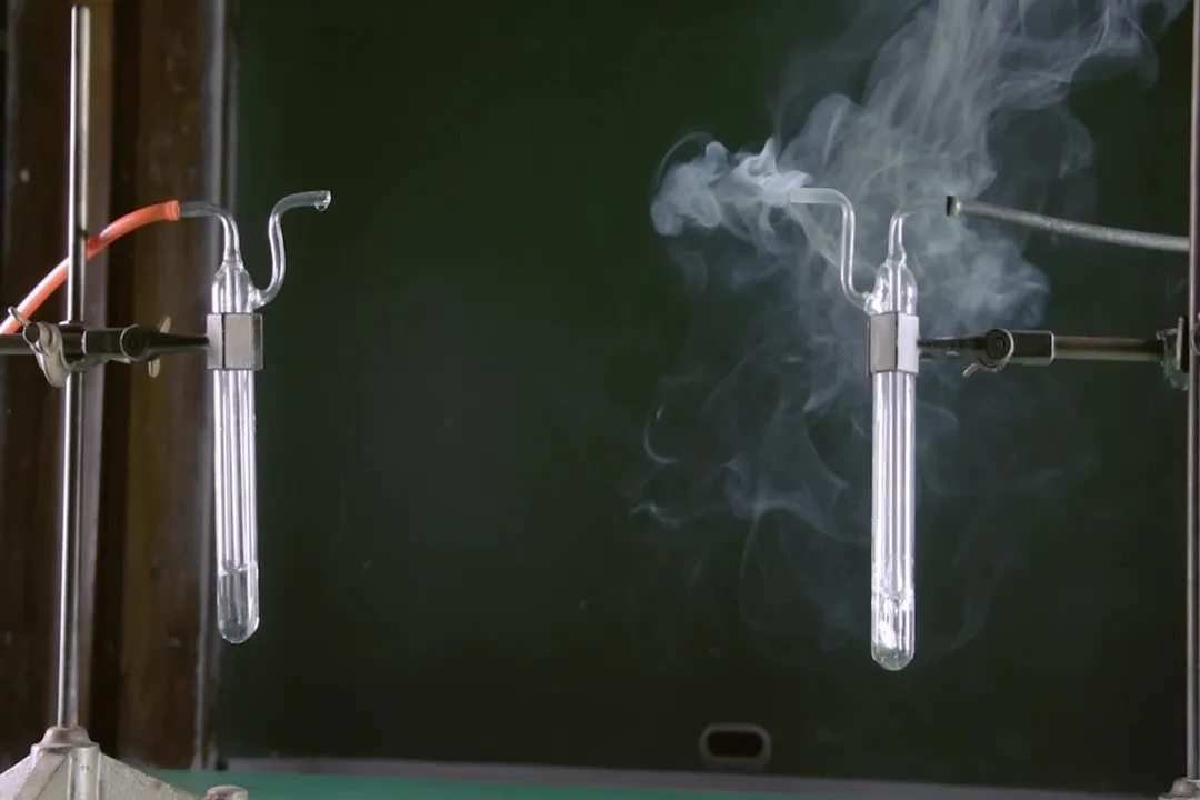 What defines an acid–base reaction at the molecular level?, Proton Donors