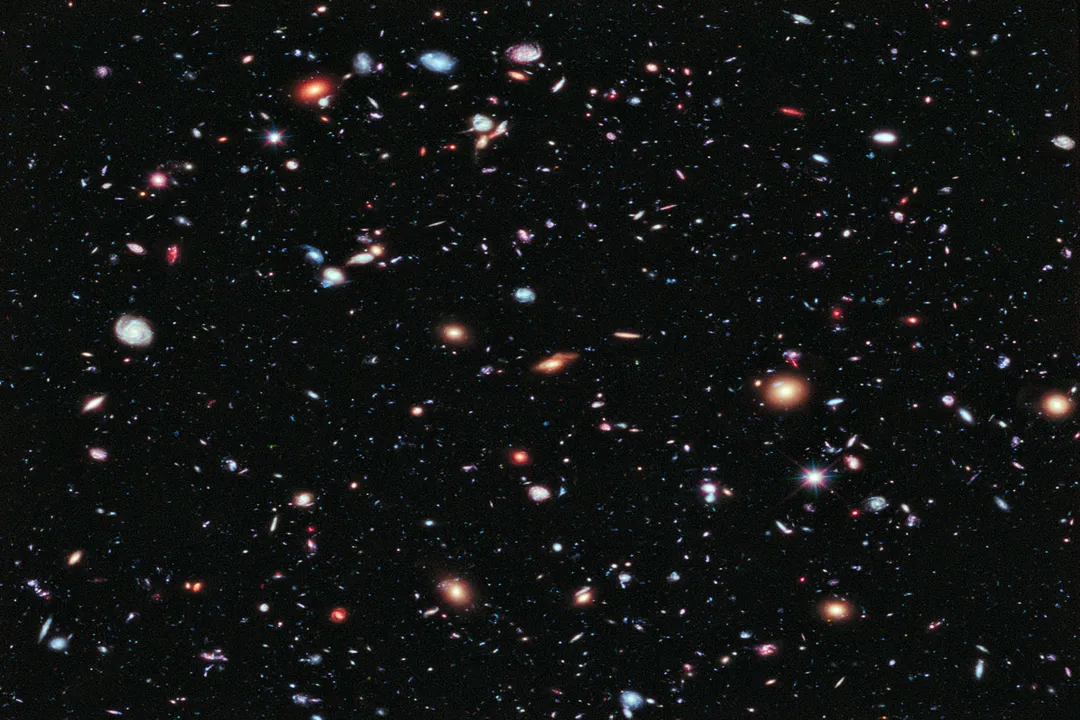What did Hubble notice about the spectrum?