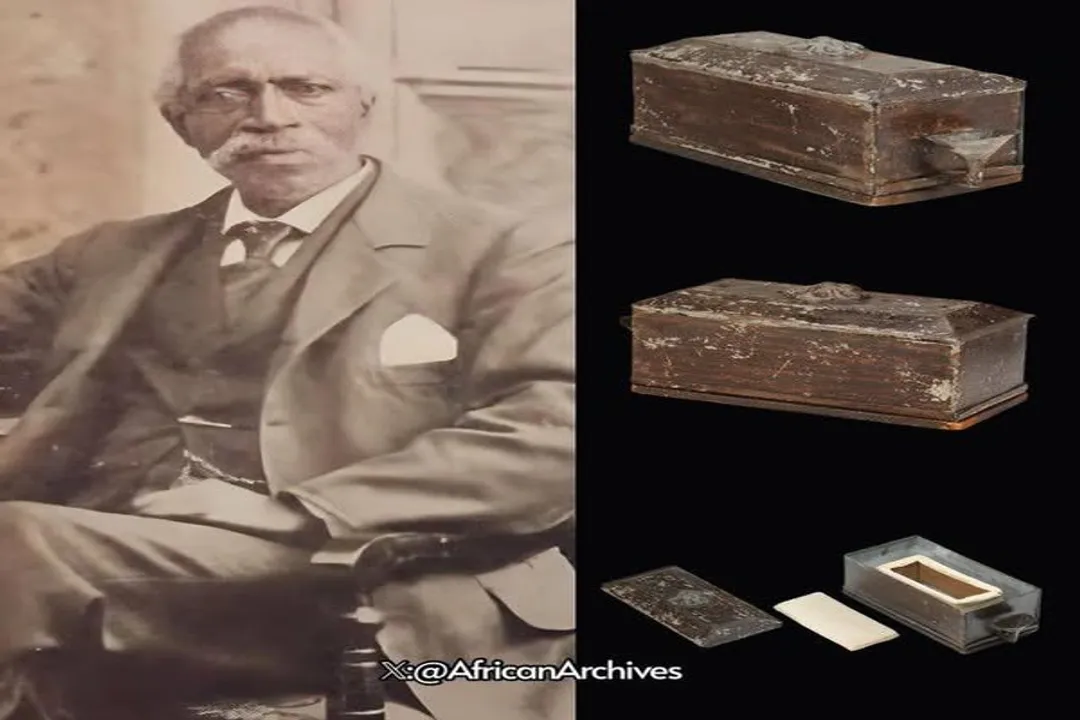 What did Thomas Elkins invent?