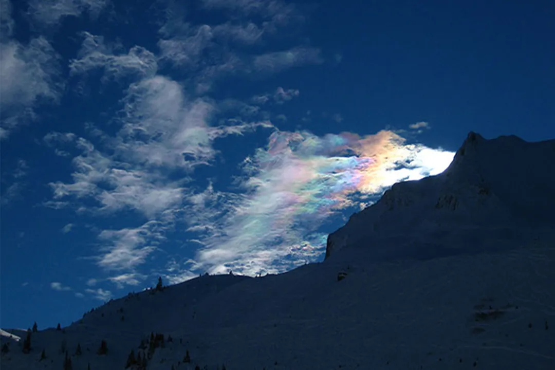 What is the rarest cloud color?, Stratospheric Secrets Nacreous Clouds