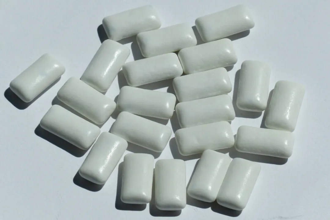 What should Pitbulls not eat?, Chocolate Caffeine