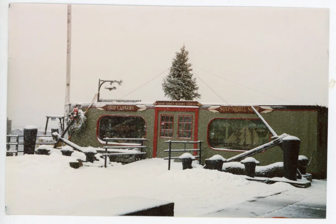 What was the first anchor?, Greek Innovation