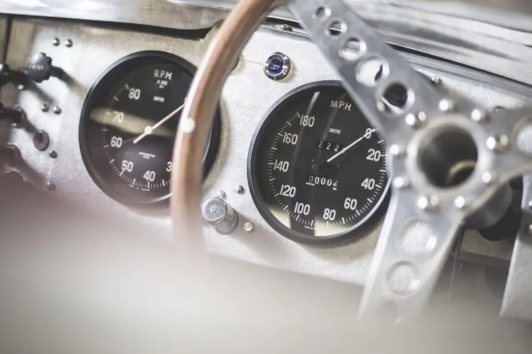 What was the first car with a speedometer?, Standard Slow