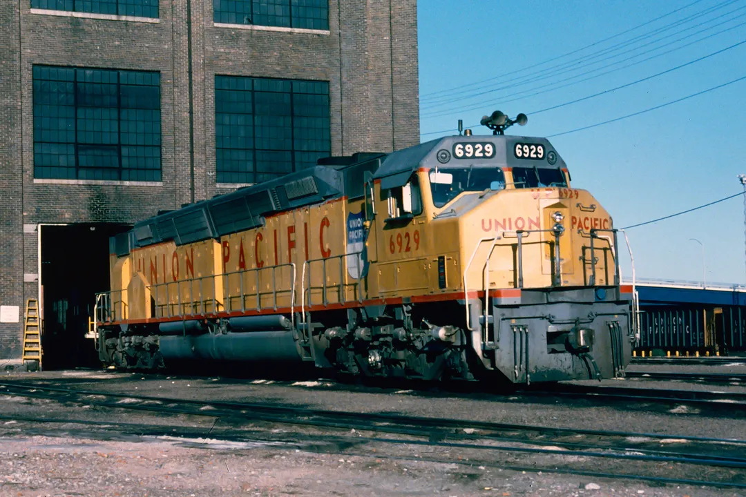 What were early American locomotives powered by?, Design Adaptation