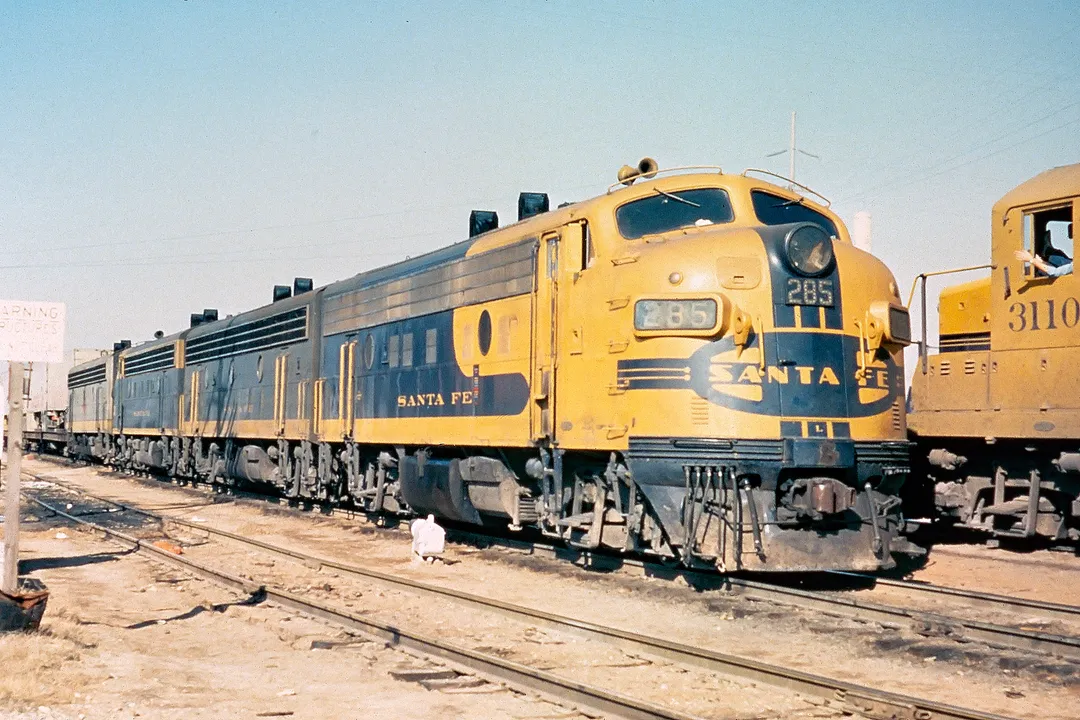 What were early American locomotives powered by?, Fuel Sources