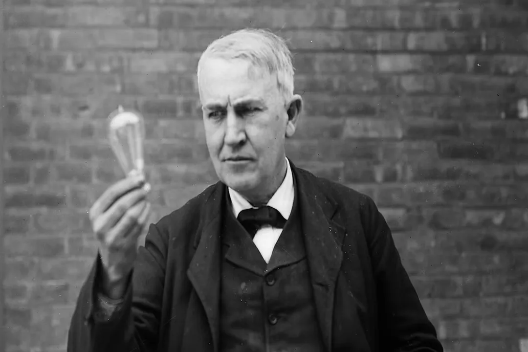 What were the facts about Thomas Edison's light bulb?, Practicality Focus