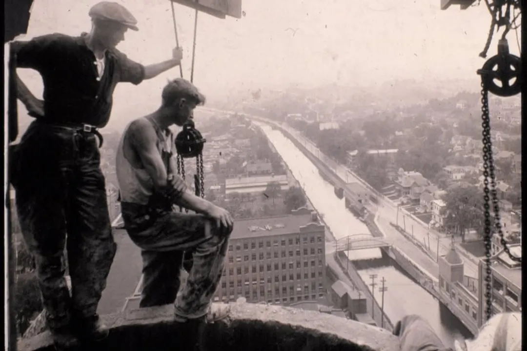 Which company marketed the first typewriter?, The Inventors