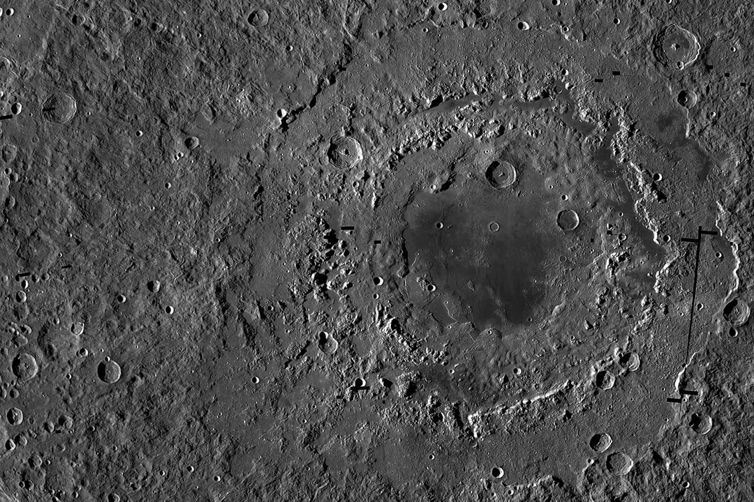 Who discovered the Moon has craters?, New Optics