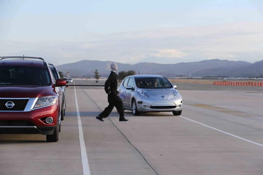 Who invented autonomous intersections?, Merging Road Intelligence