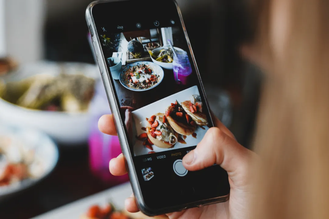 Who invented food donation platforms?