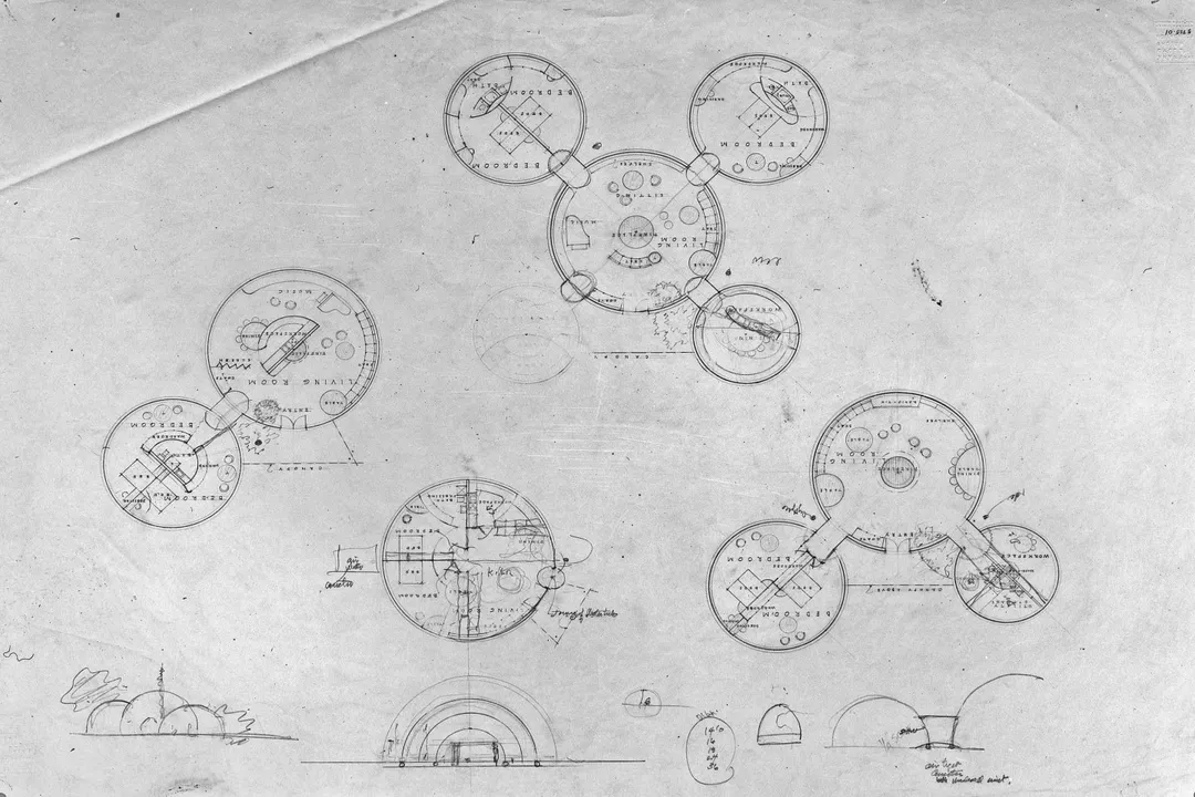 Who invented inflatable shelters?, Play Structures