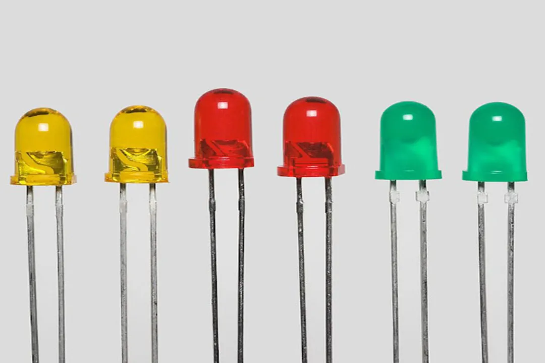 Who invented LED lights and why?, Early Limitations