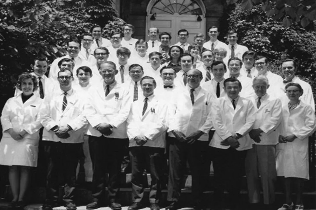 Who invented telemedicine vans?, Mobile Clinic History