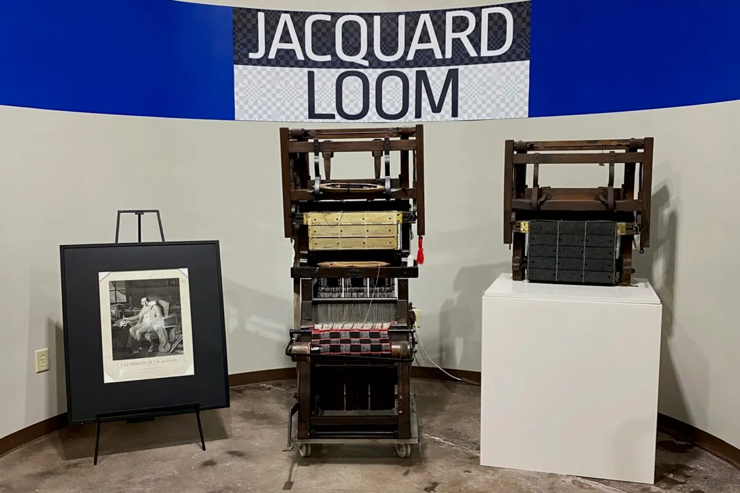 Who invented the Jacquard card?, Programmed Weaving