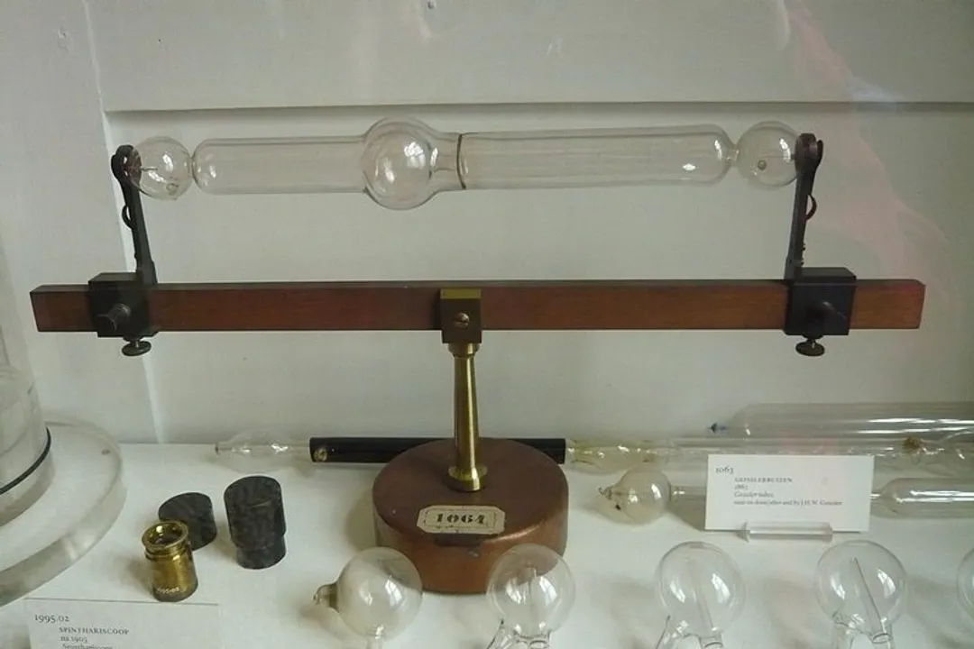 Who invented wireless lighting?