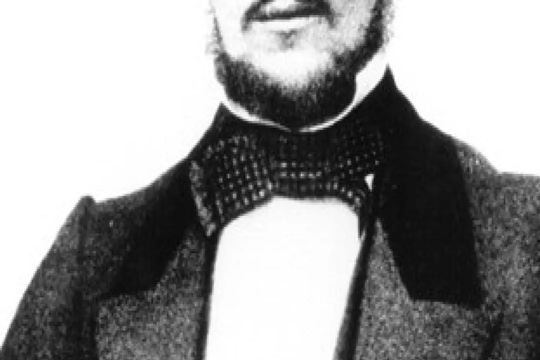 Who was the first to make a combustion engine?, Lenoir Engine