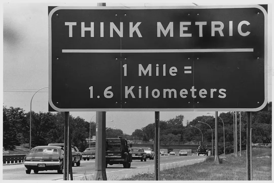 Why don't Americans use SI units?