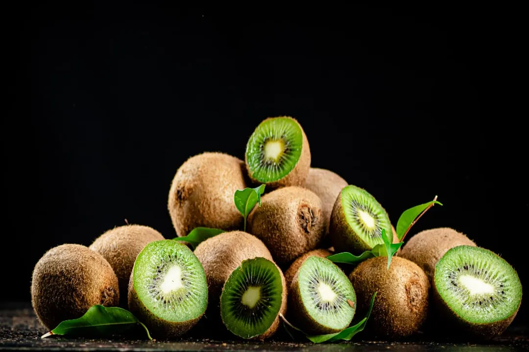 Can eating kiwi skin cause digestive issues?, Gut Benefits