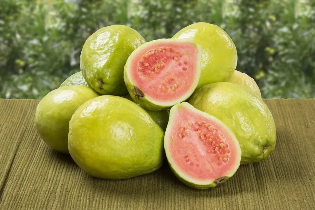 Health Benefits of Guava, Nutritional Profile