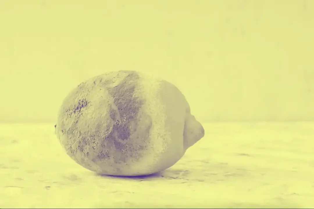 How do you detect food spoilage?, Visual Cues