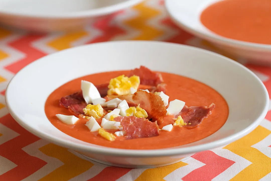 Is salmorejo served hot or cold?, The Cold Factor in Flavor