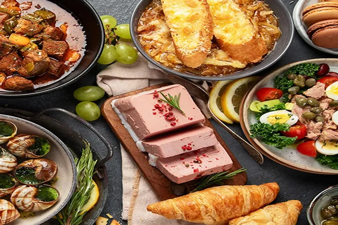 What are the main types of gastronomy?, Global Cuisines